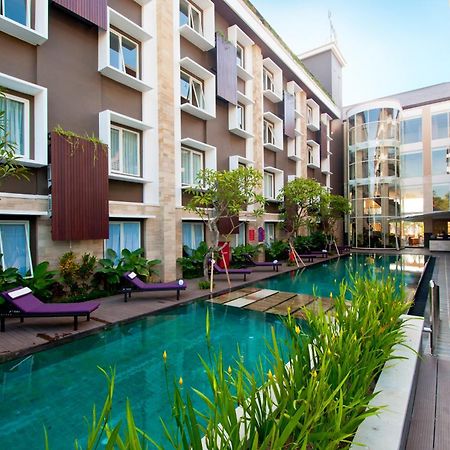 Quest San Denpasar By Aston Hotel Exterior photo