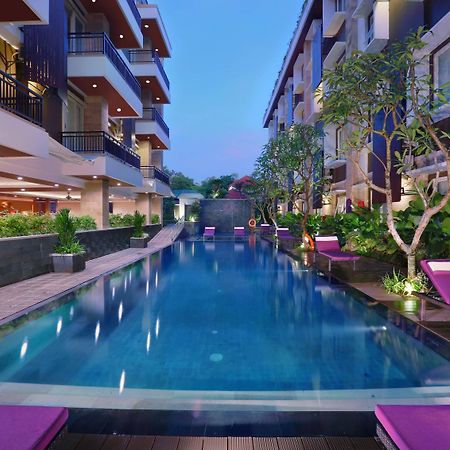 Quest San Denpasar By Aston Hotel Exterior photo