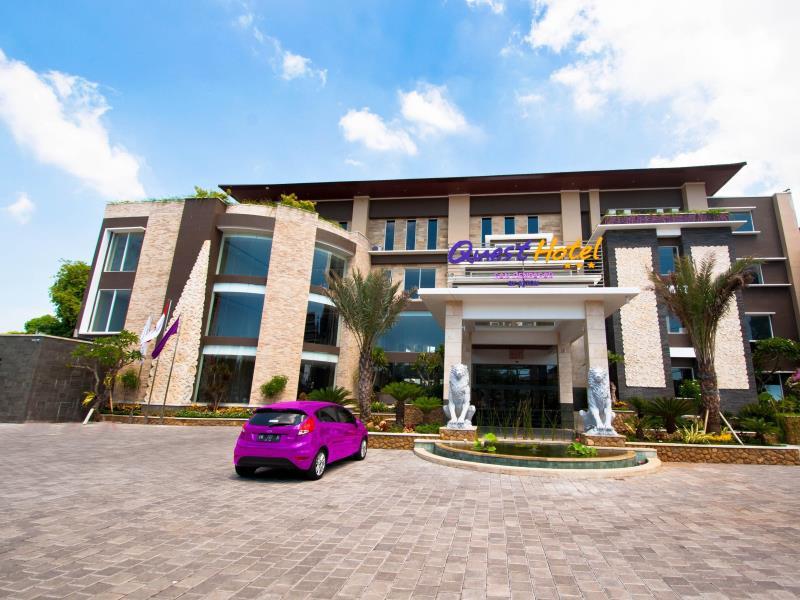 Quest San Denpasar By Aston Hotel Exterior photo