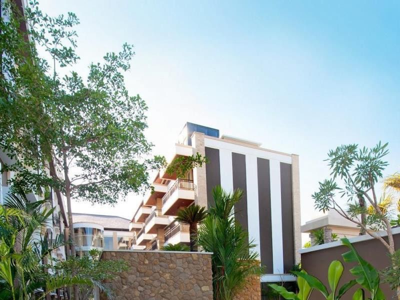 Quest San Denpasar By Aston Hotel Exterior photo